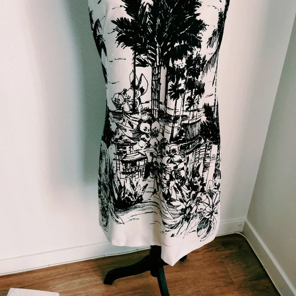 🤍 🌴Black & White len fabric with Palms print dress - Picture 3 of 12